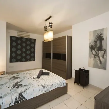 Bm1 - Blue Marine Apartment *