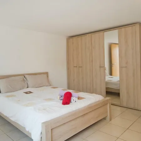 Bm1 - Blue Marine Apartment